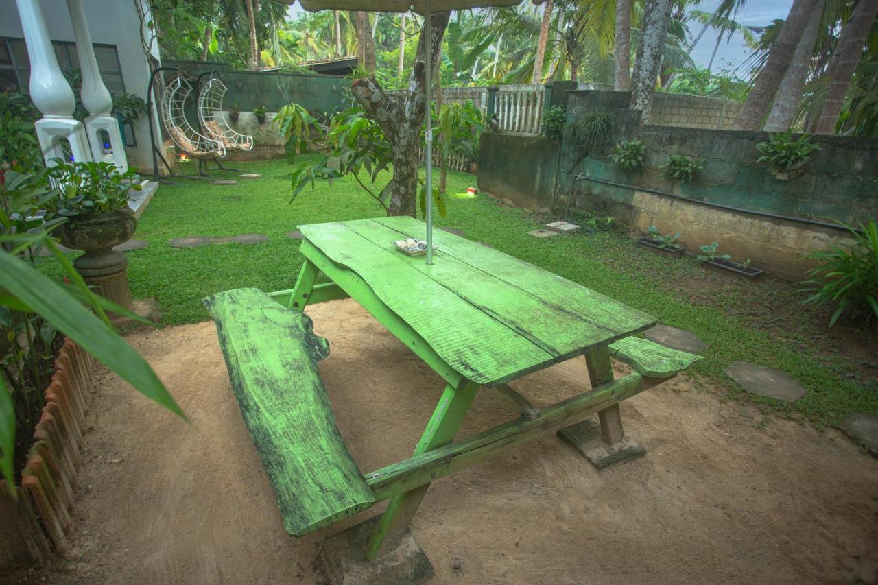 Percy Residence Unawatuna Luaran gambar